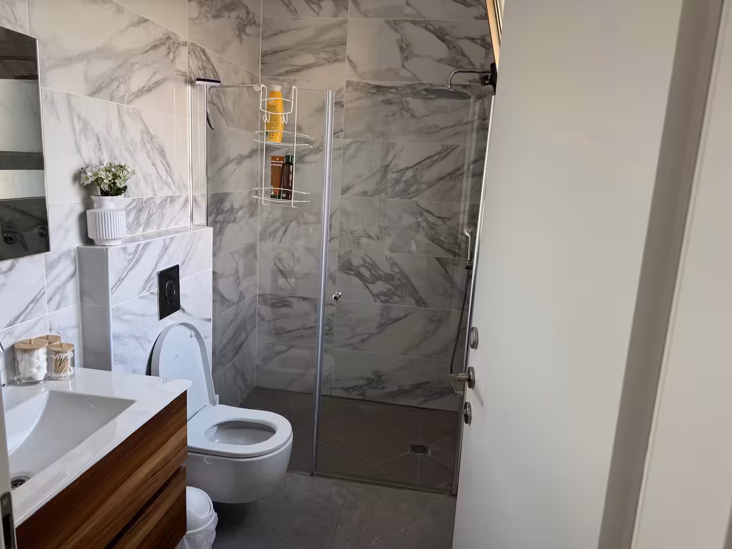 En suite bathroom